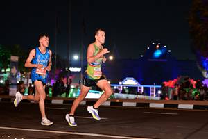 BIB: 2060, 2039, 
                            <button type="button" onclick="openModal(15048815)" class="btn btn-primary btn-sm float-right btn-popup" data-toggle="modal" data-target=".modal-high-quality">
                        <i class="fas fa-shopping-cart"></i> Add to Cart
                    </button>
                                            <button type="button" onclick="isThisMe(15048815, true)" class="btn btn-success btn-sm float-right btn-popup btn-isme hidden" data-toggle="tooltip" data-placement="bottom" title="นี่คือรูปของคุณใช่ไหม คลิกที่นี่เพื่อเอาเข้าอัลบั้ม">
                        <i class="fas fa-plus"></i> Add to album
                    </button>
                    <button type="button" onclick="isThisMe(15048815, false)" class="btn btn-warning btn-sm float-right btn-popup btn-isnotme hidden">
                        <i class="fas fa-ban"></i> Remove from album
                    </button>